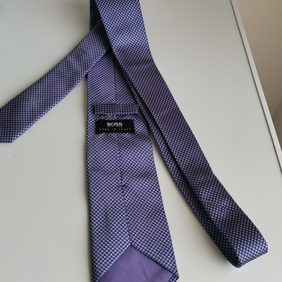 HUGO BOSS TIE - Picture 3 of 5